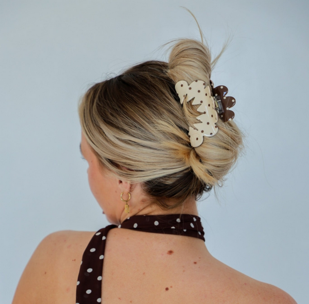 Brown & Cream Petal Arch Claw