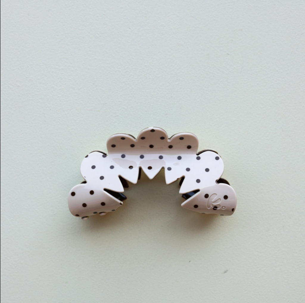 Brown & Cream Petal Arch Claw