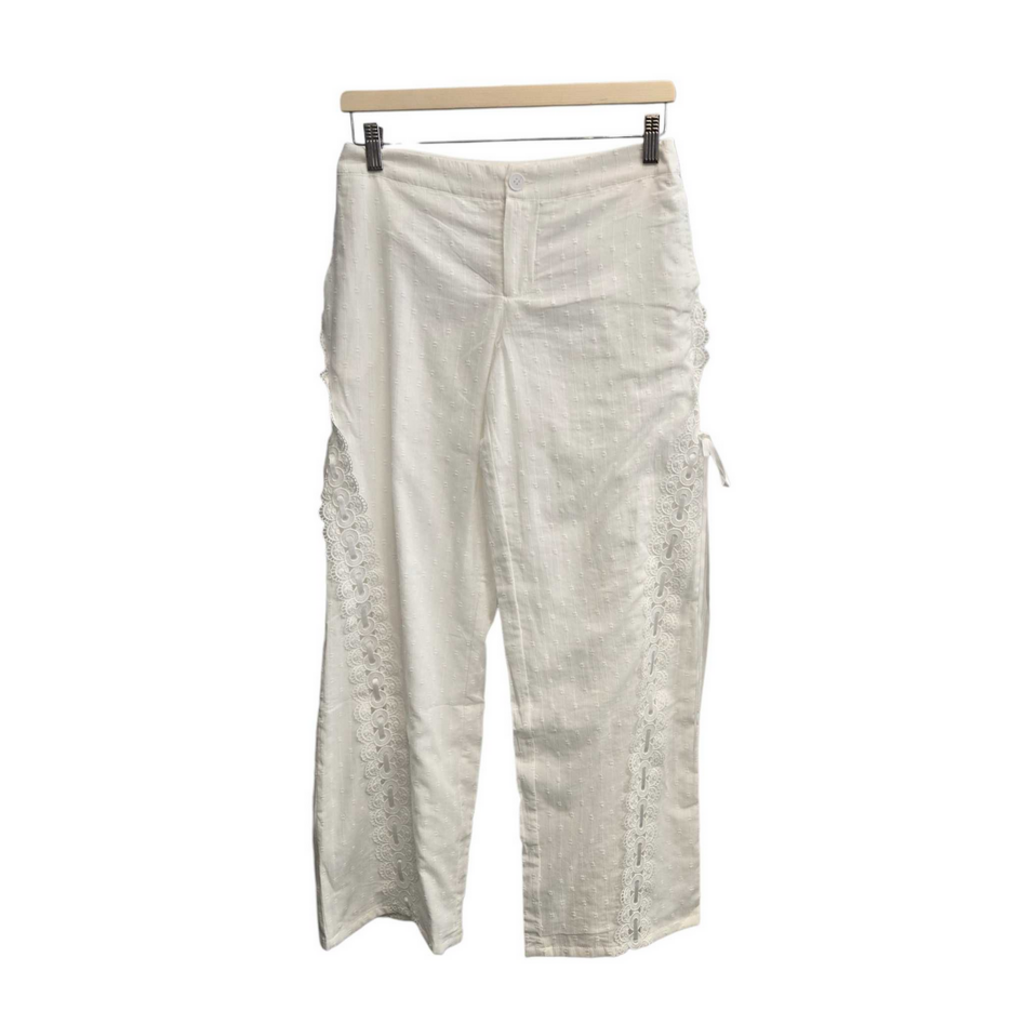MEDIUM White Low Rise Pant with Lace