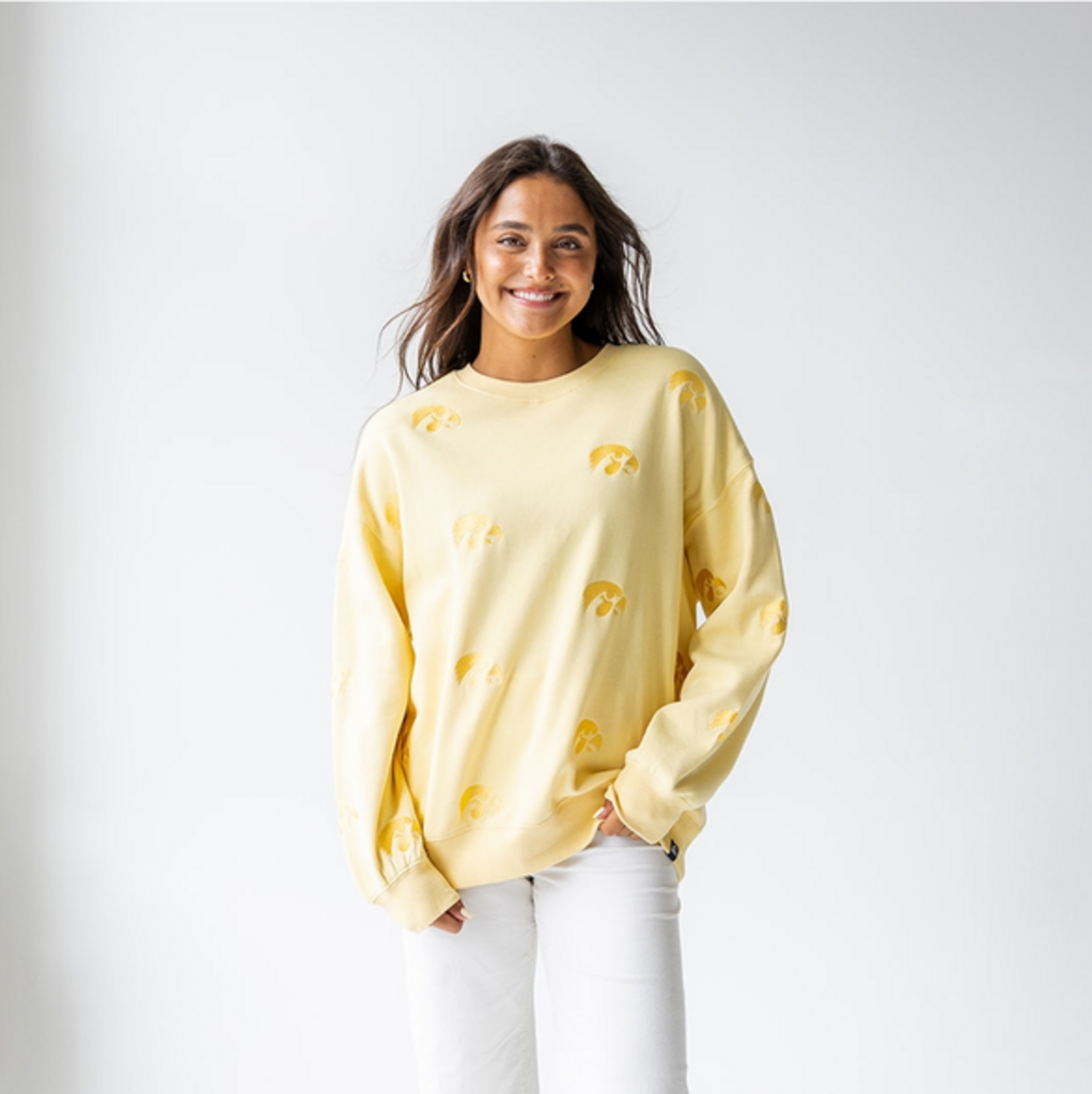 Iowa Ritter Repeat Lantern Sleeve Crew-MED/LARGE