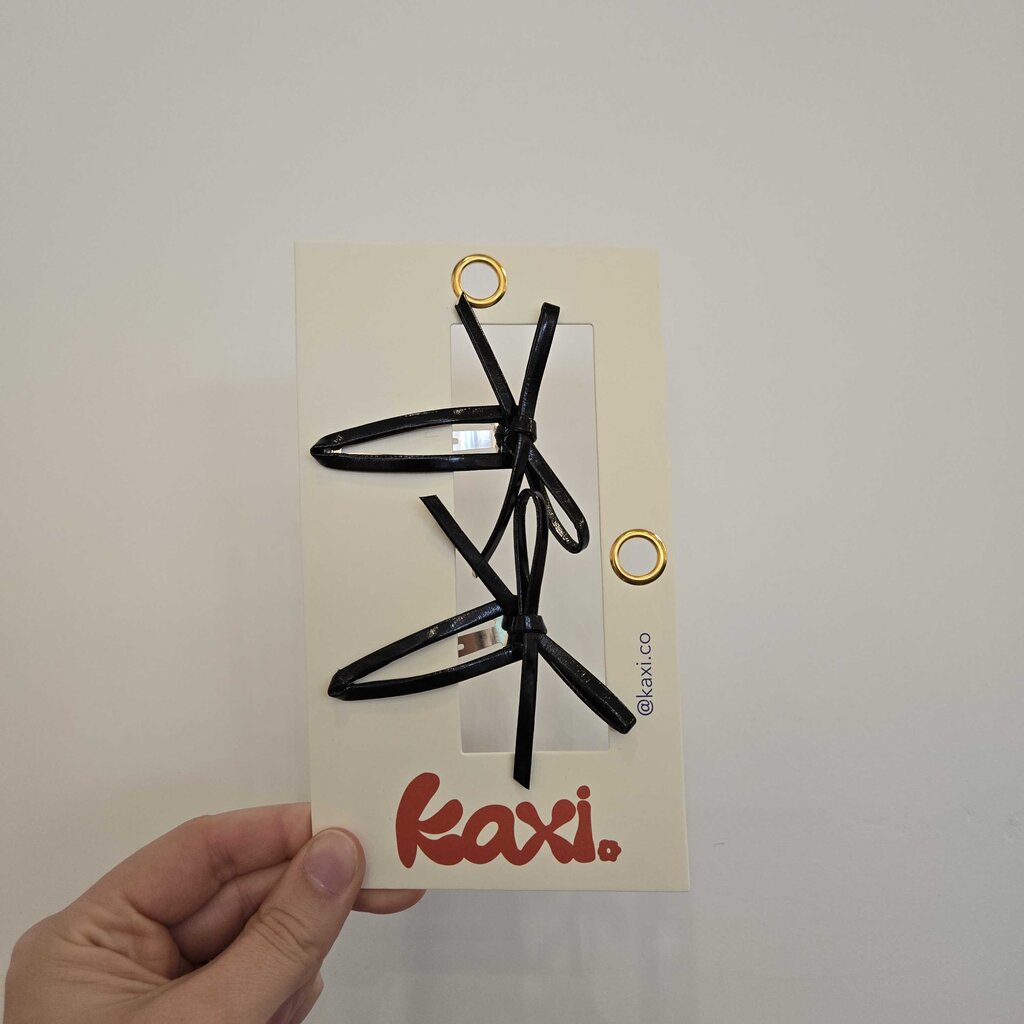 Leather Bow Snap Clip BLACK