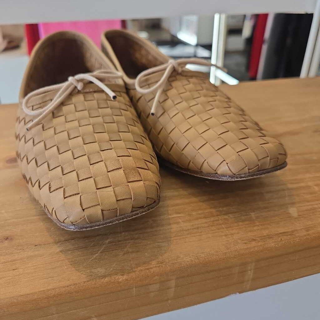 FREDA SALVADOR JADA SZ 9 retail 368.00