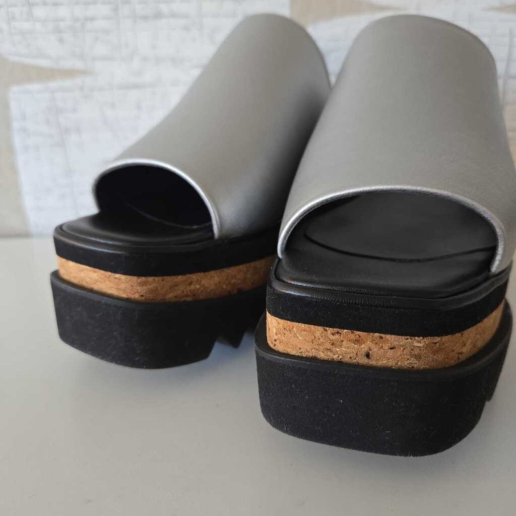 STELLA MCCARTNEY SNEACKELYSE retail 735.00 SZ 39/9