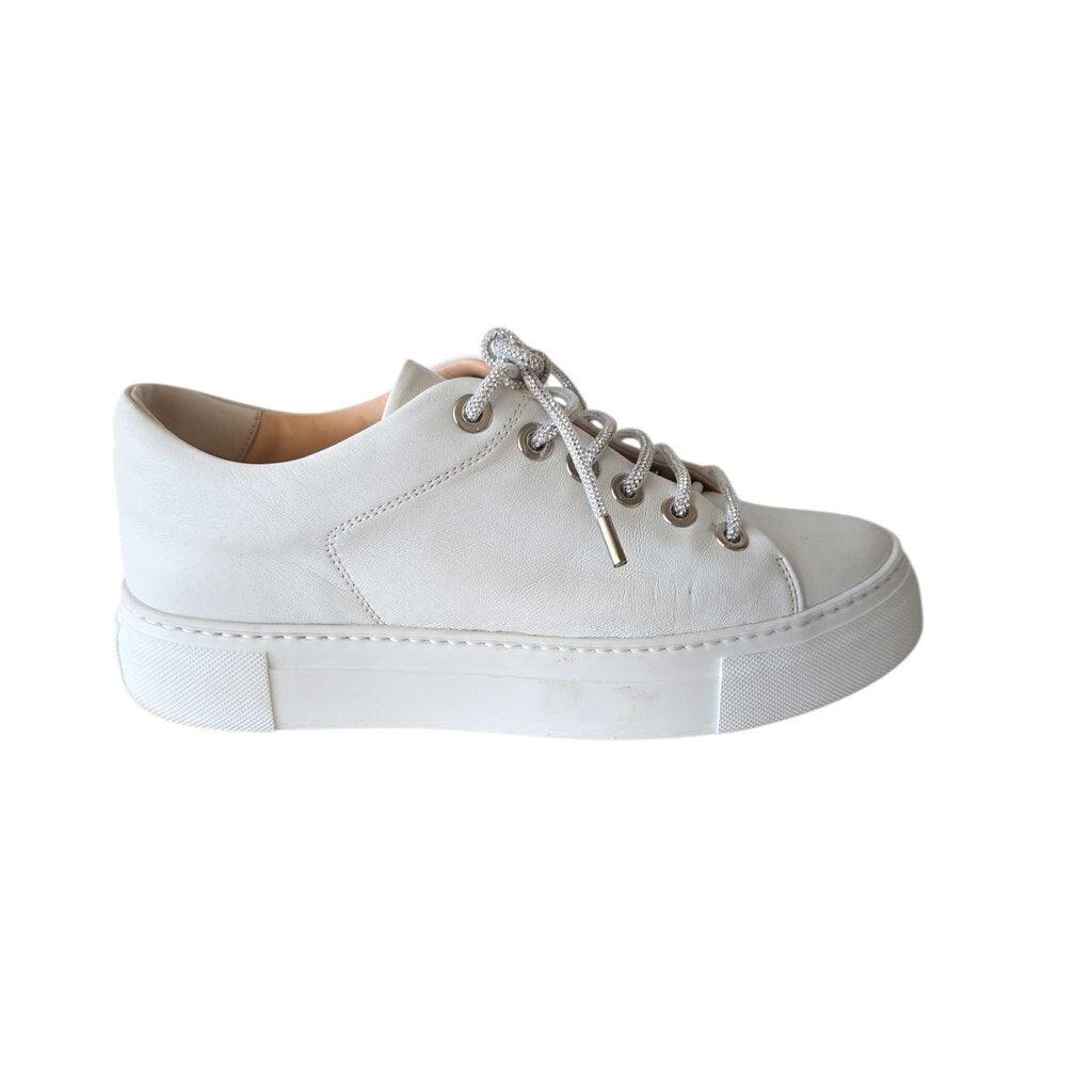 AGL CRYSTAL PLATFORM SZ 39.5/9.5 retail 445.00