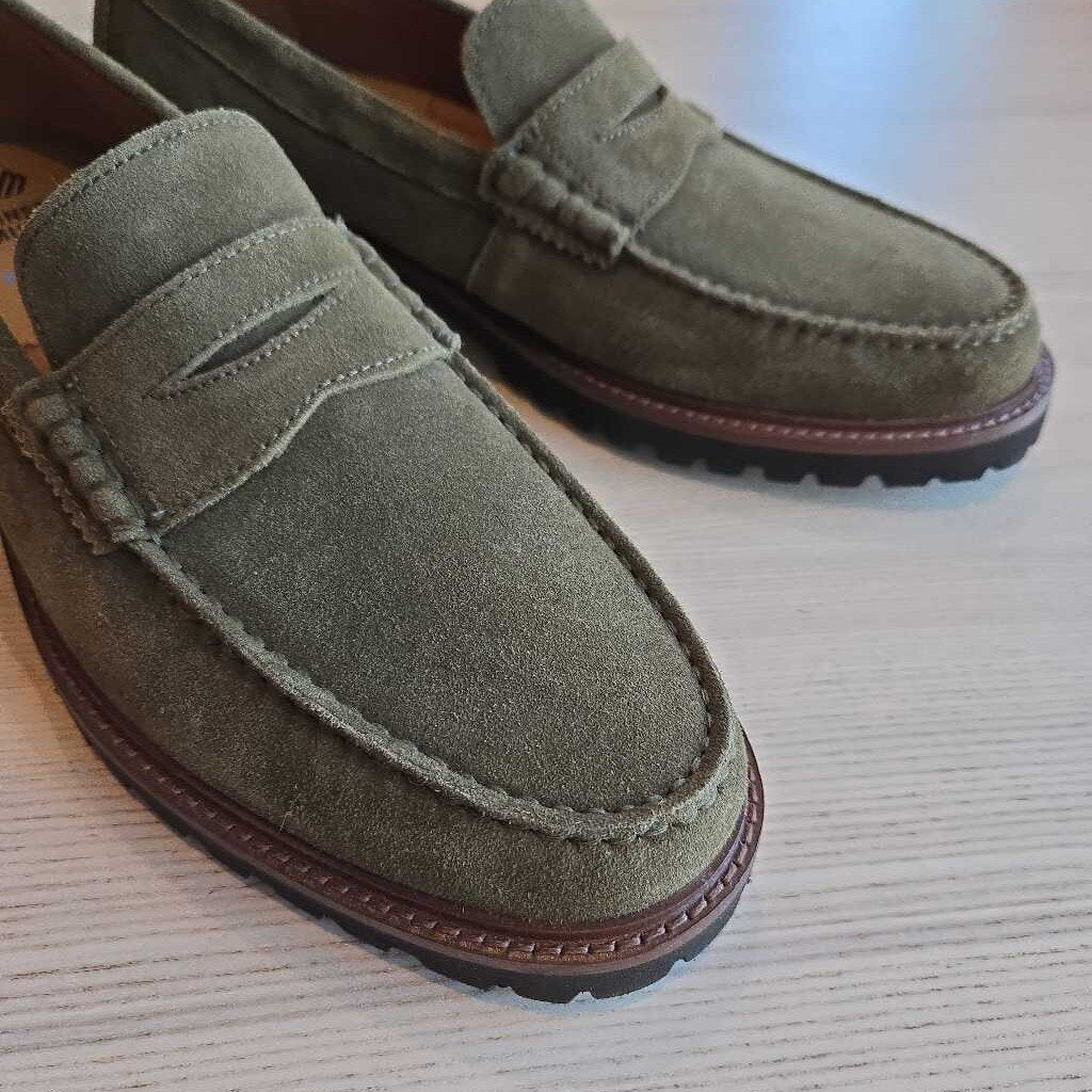 JOHNSTON MURPHY COLLIER SZ 10.5 retail 149.00