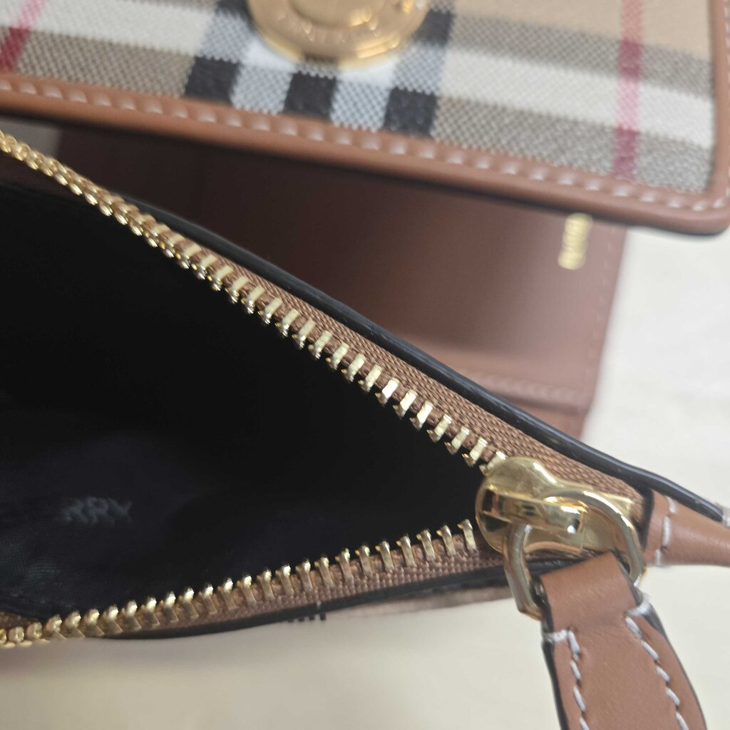 BURBERRY ARCHIVE BEIGE wallet retail