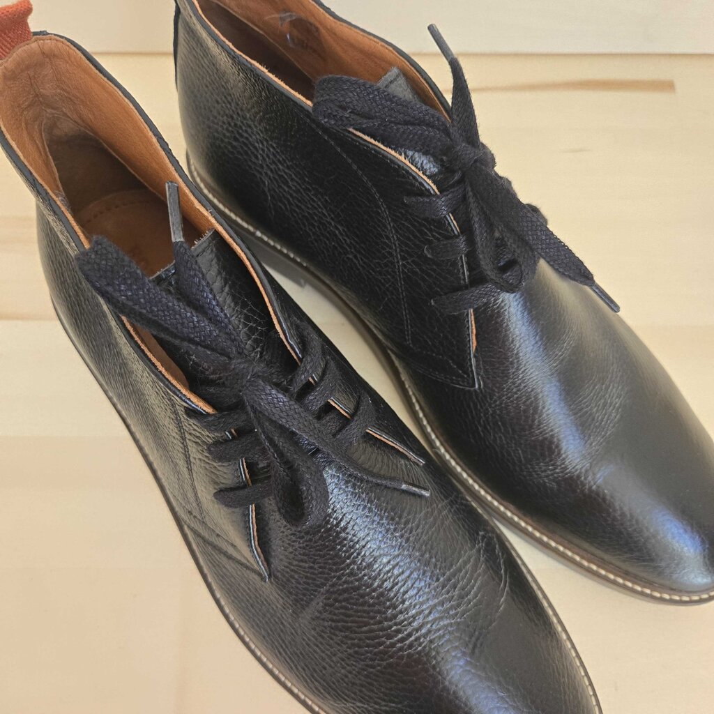 RODD & GUNN SZ 44 = US 11