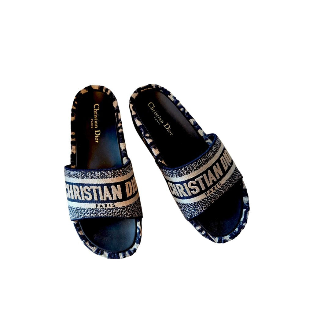 CHRISTIAN DIOR D-WAY SZ 40 = 9.5/10 retail 890.00