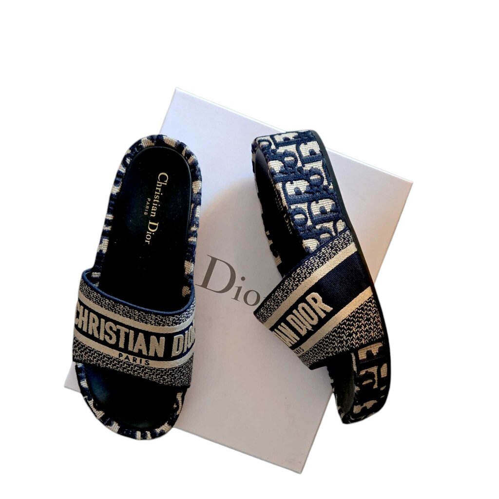 CHRISTIAN DIOR D-WAY SZ 40 = 9.5/10 retail 890.00