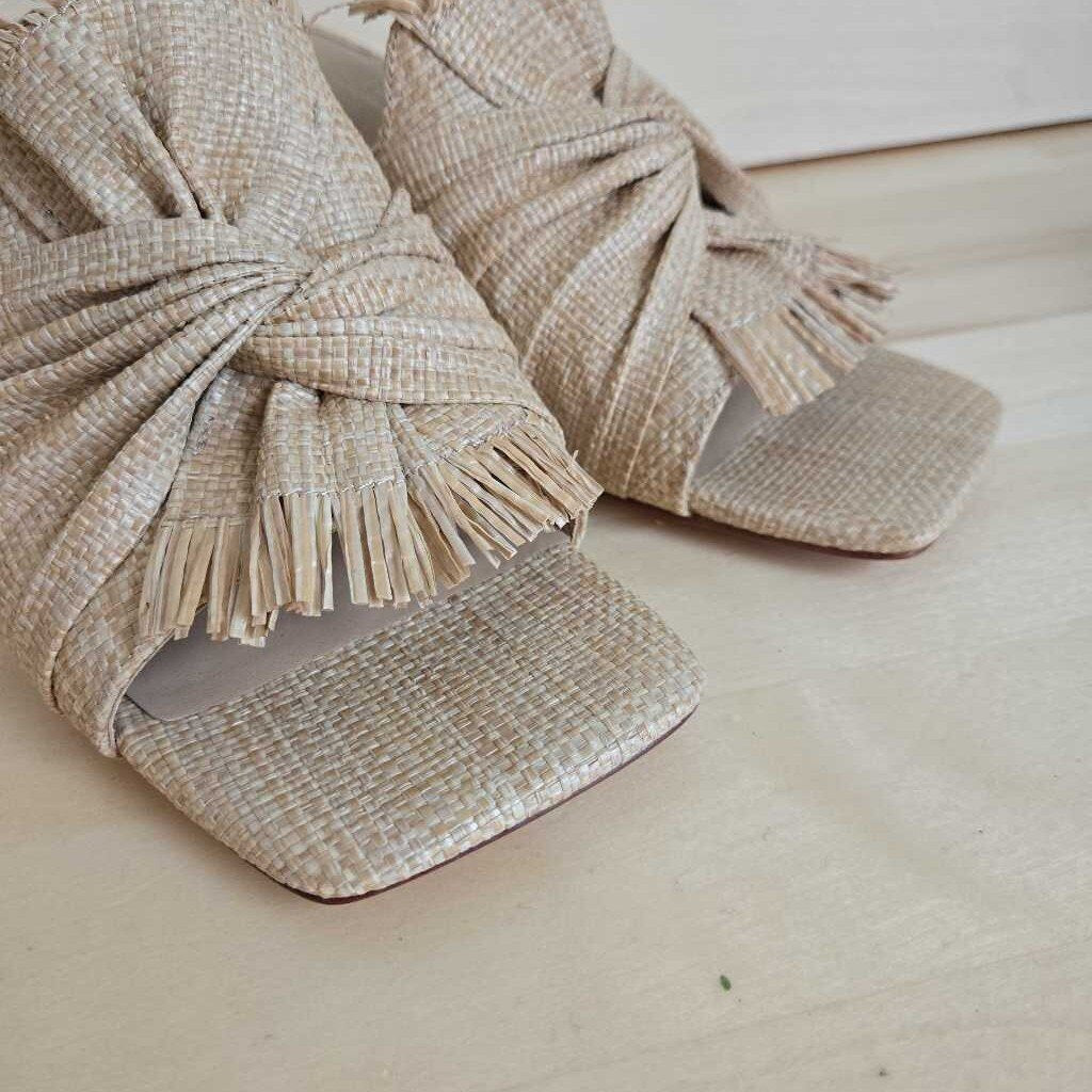 JENNIFER SUMKO PALMETTO RAFFIA SZ 9.5