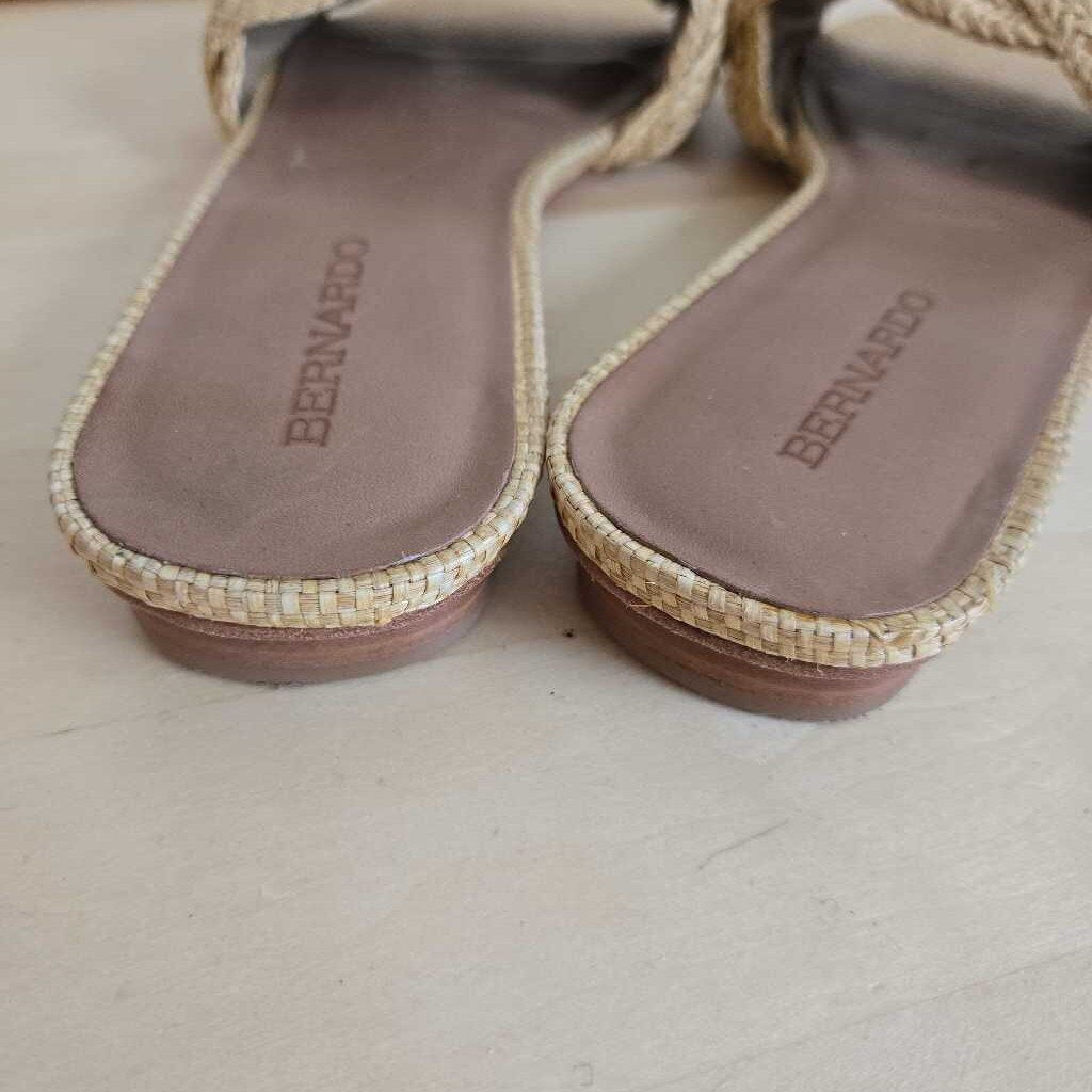 BERNARDO PIXIE SZ 9 retail 198.00