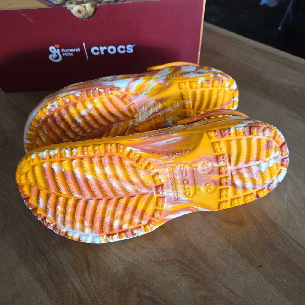HONEY NUT CHEERIO CROCS new MEN 10 WMN 12
