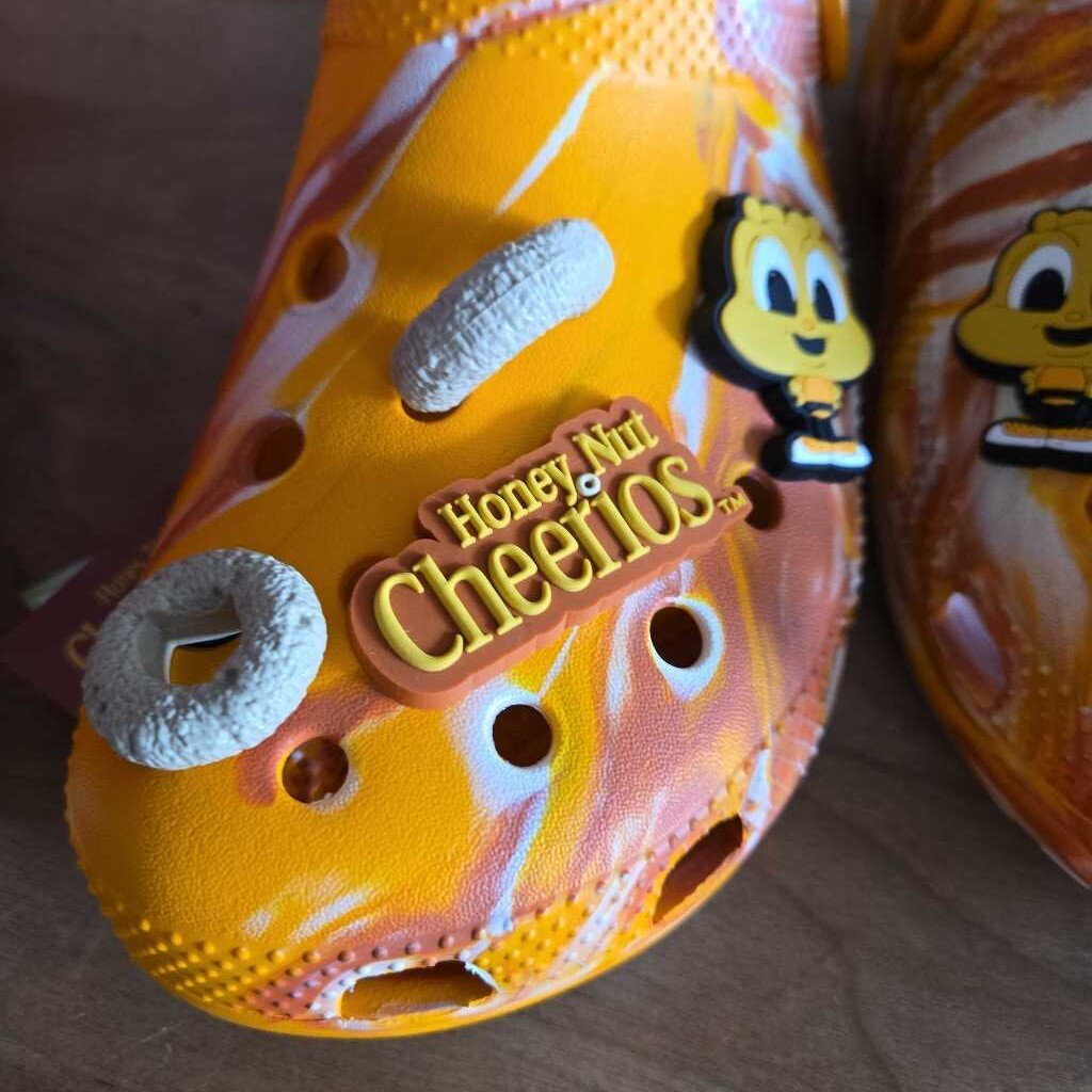 HONEY NUT CHEERIO CROCS new MEN 10 WMN 12