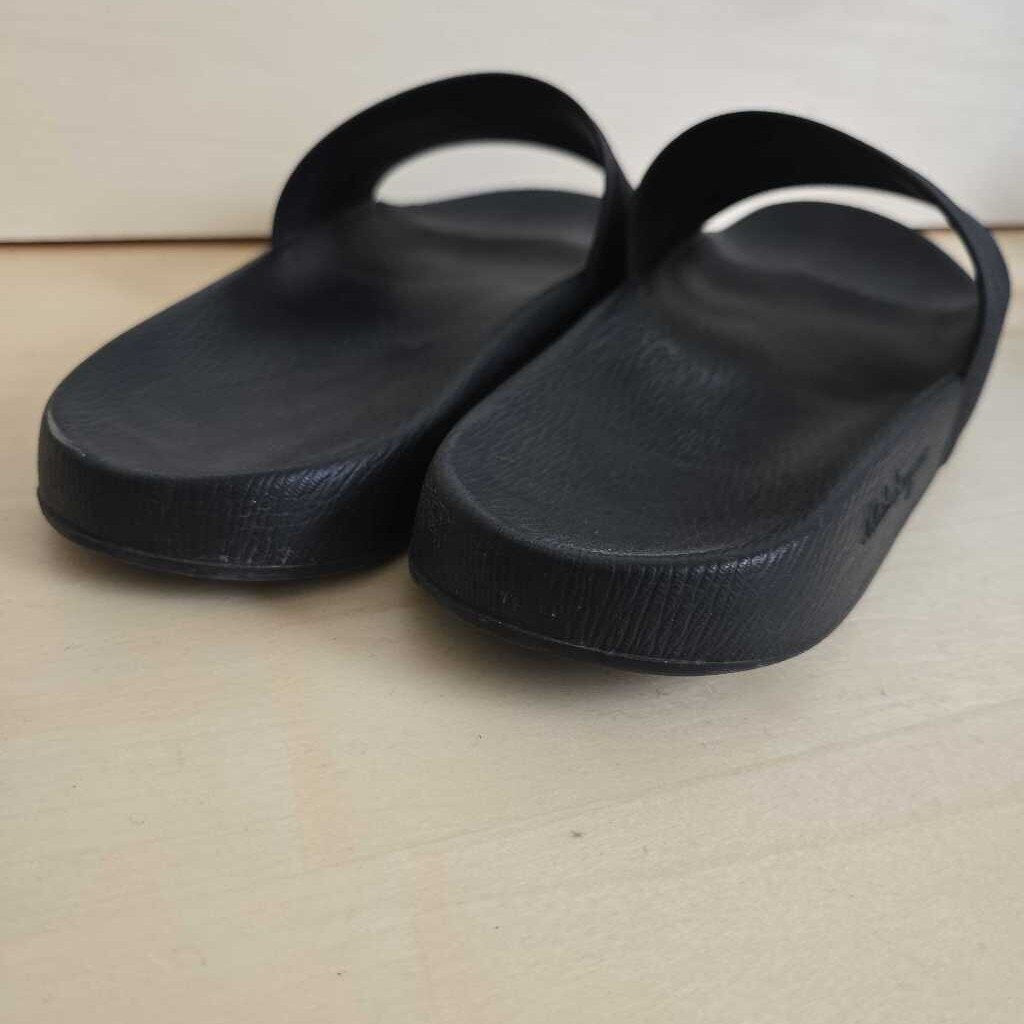 FERRAGAMO GROOVE SLIDE SZ 11