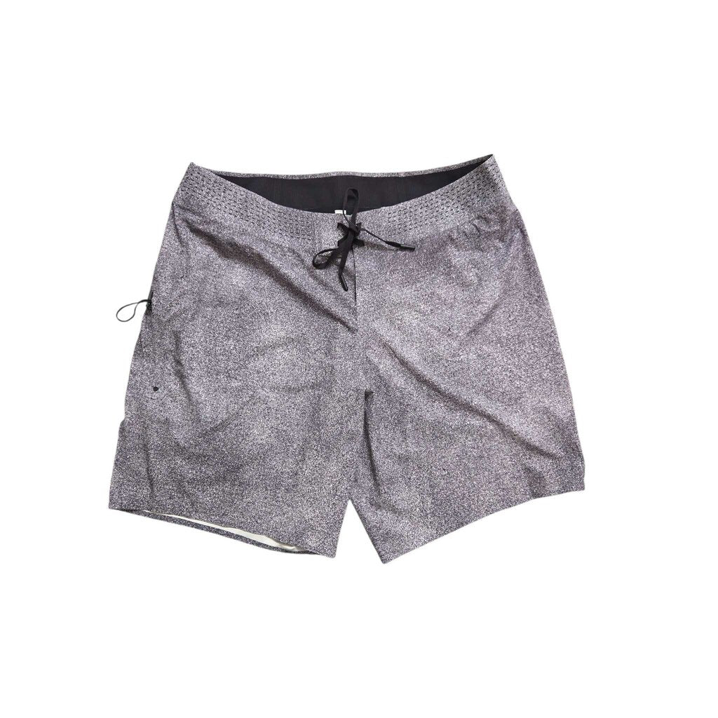 LULULEMON CURRENT SHORT sz 36