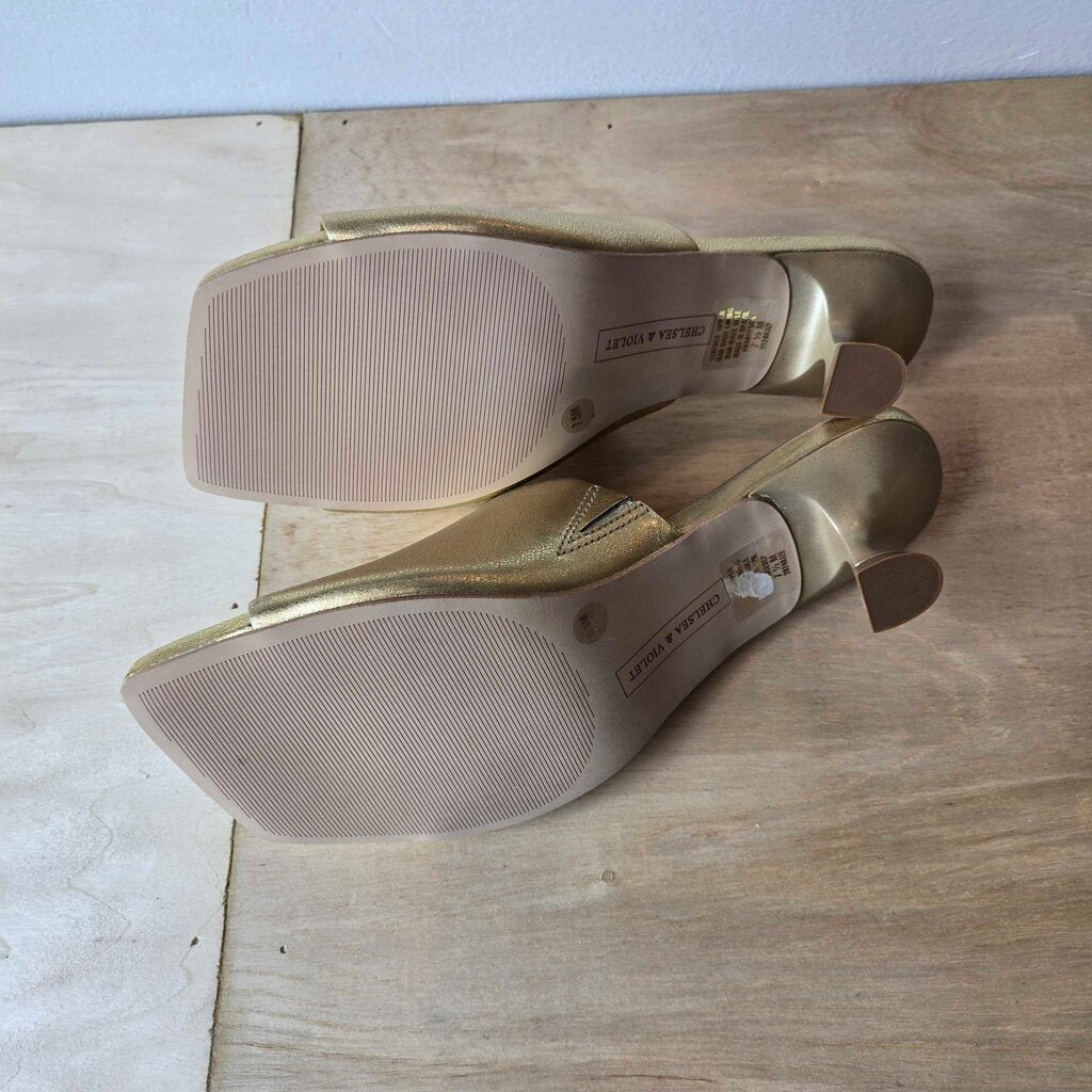 CHELSEA & VIOLET SZ 8
