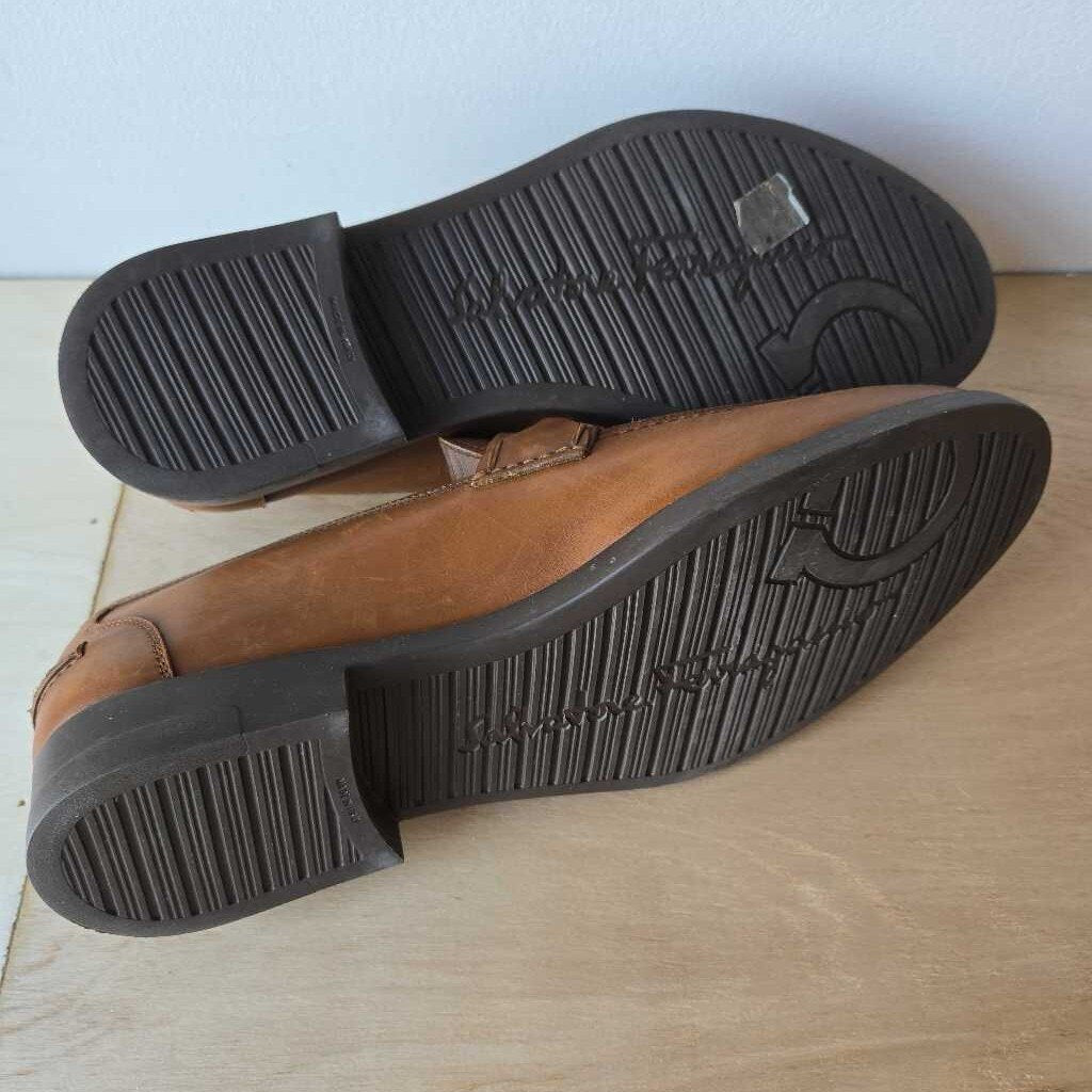 FERRAGAMO brown LOAFER retail 795.00 SZ 9.5 EE