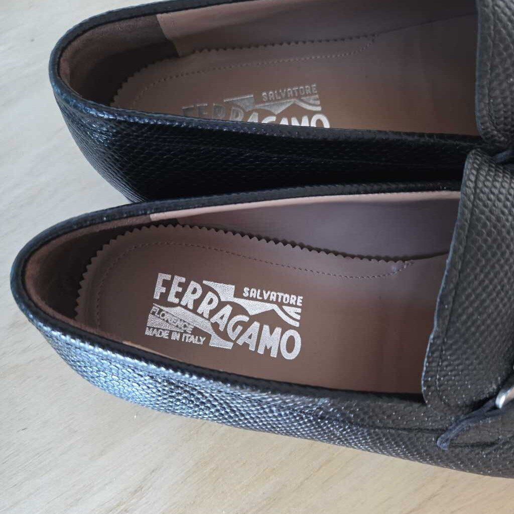 FERRAGAMO LOAFER SZ 8.5 EEE retail 895.00