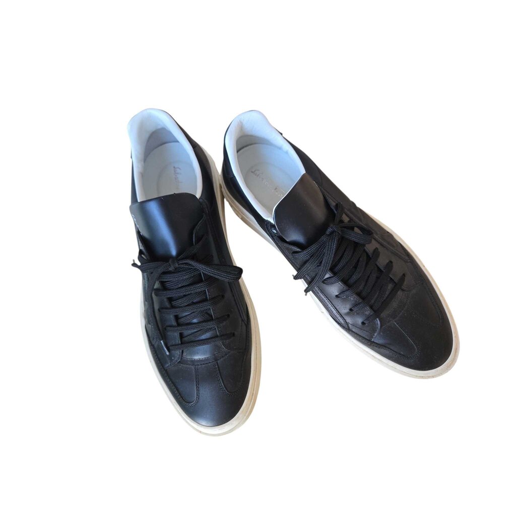 FERRAGAMO GANCINI SZ 10 retail 850.00