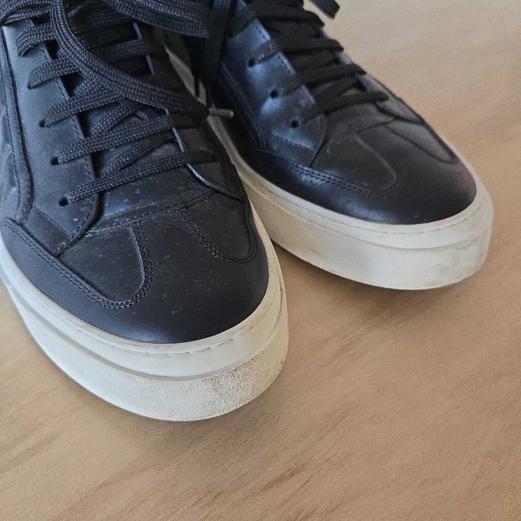 FERRAGAMO GANCINI SZ 10 retail 850.00