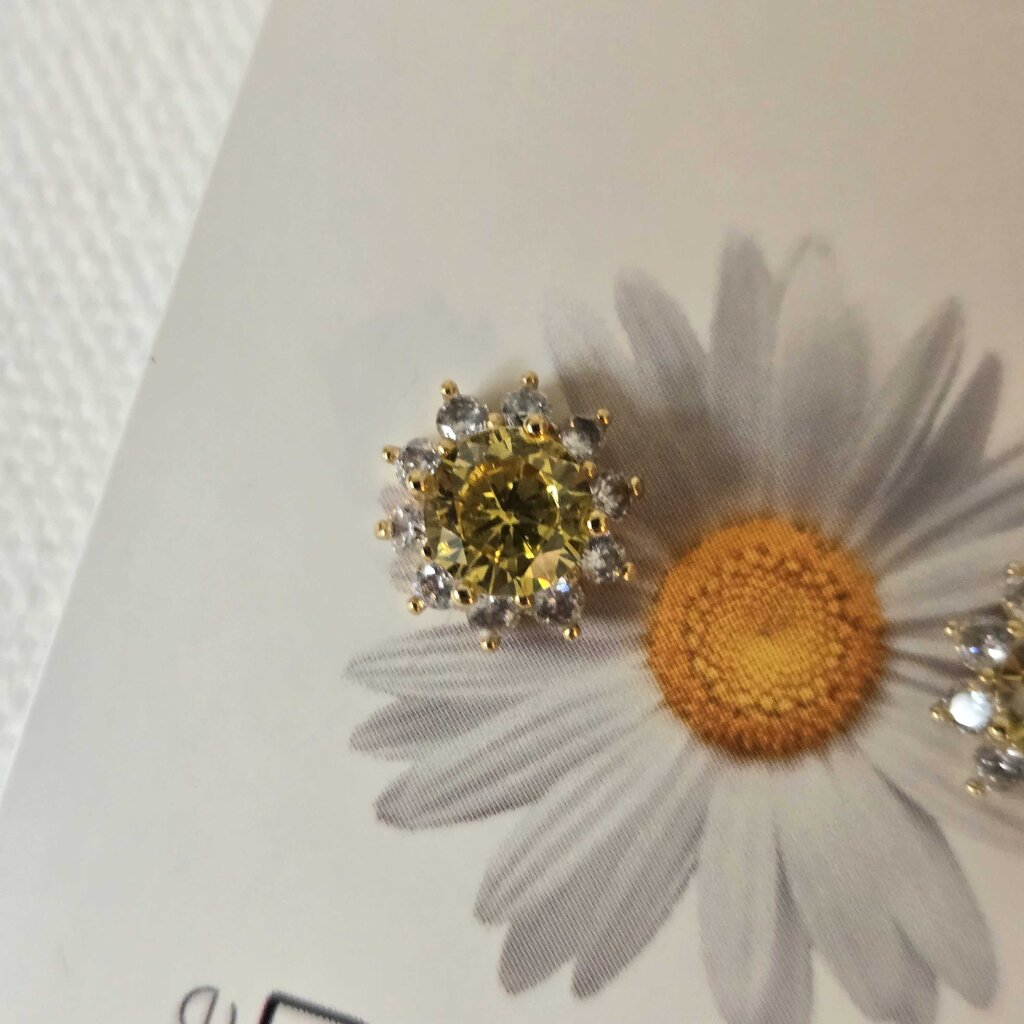KATE SPADE sunflower studs