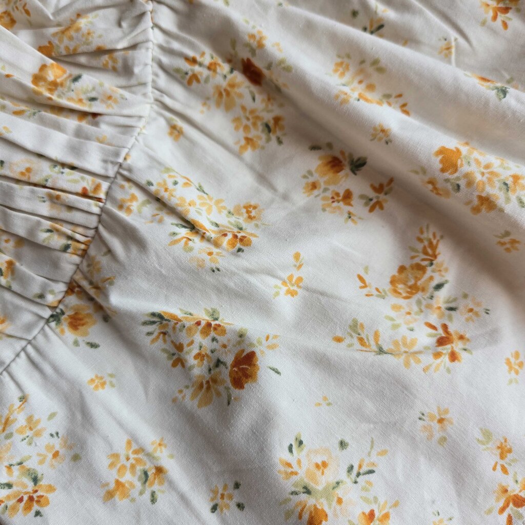 ABERCROMBIE & FITCH SZ MEDIUM B2