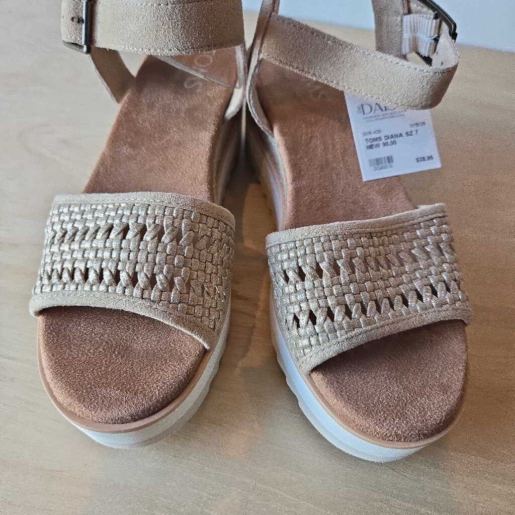 TOMS DIANA SZ 7 NEW 90.00