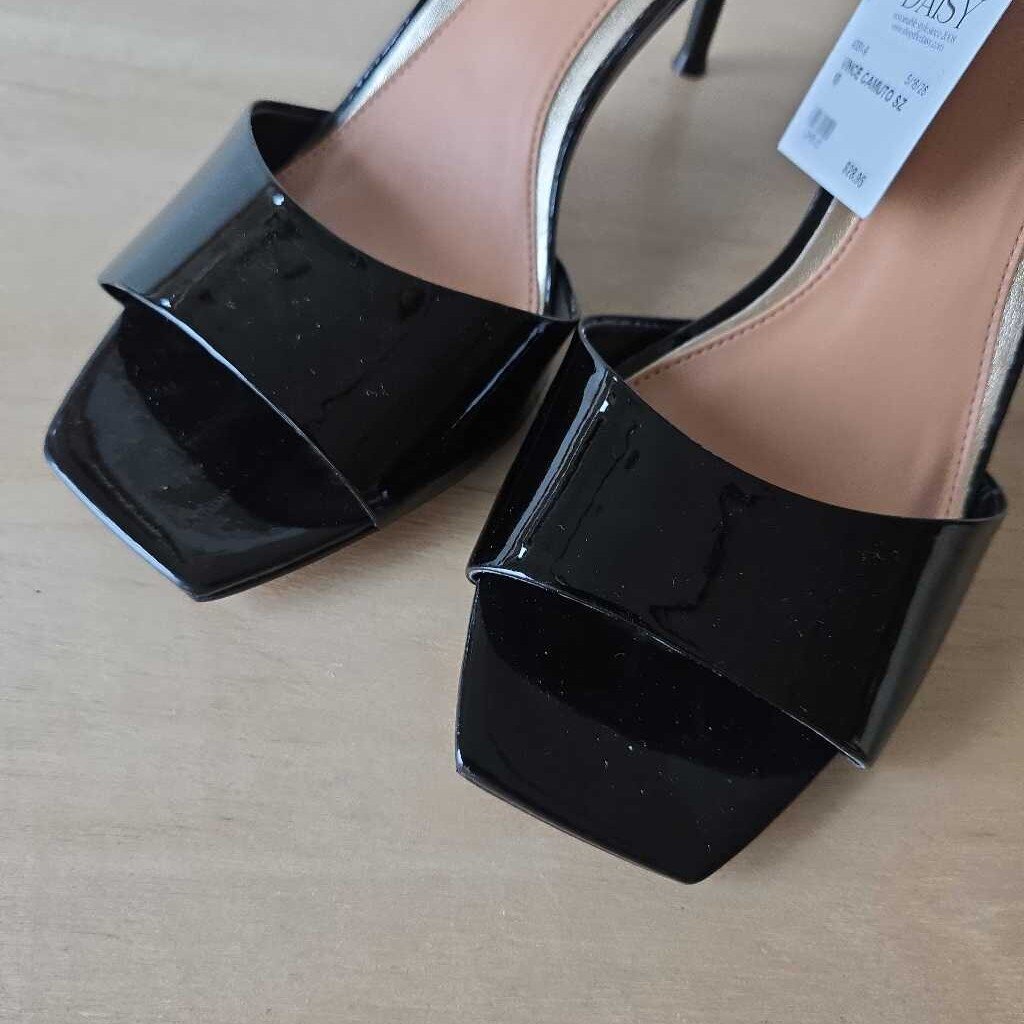 VINCE CAMUTO SZ 10