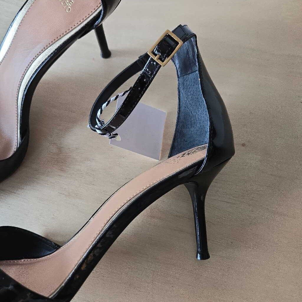 VINCE CAMUTO SZ 10