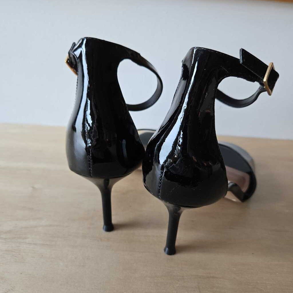 VINCE CAMUTO SZ 10