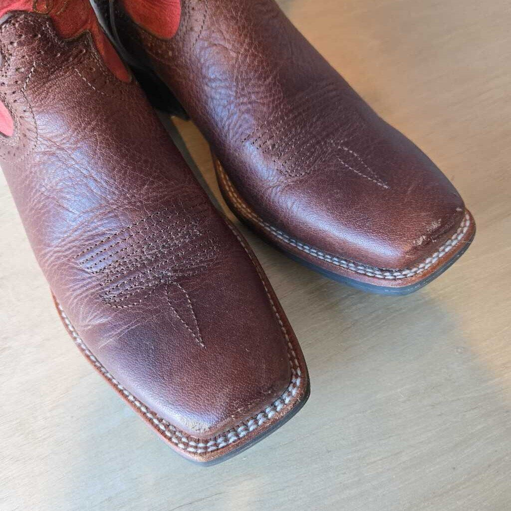 TWISTED RUFF STOCK SZ 8 retail 225.00