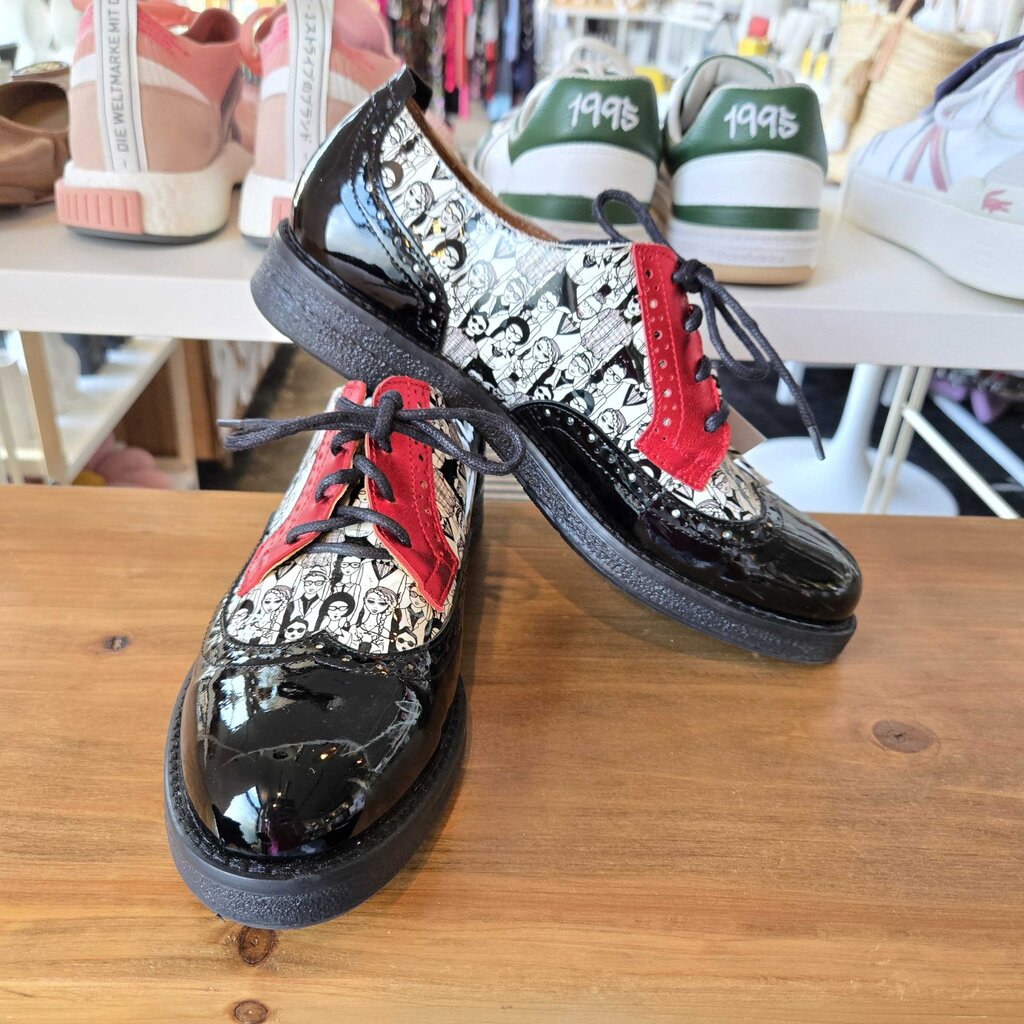 EMBASSY LONDON retail 235.00 SZ 41 = 9.5/10