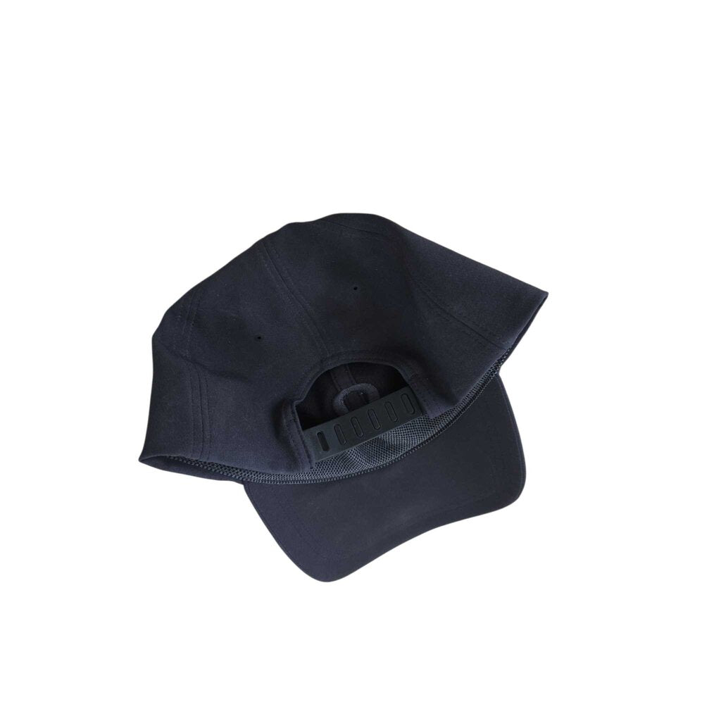 LULULEMON HAT