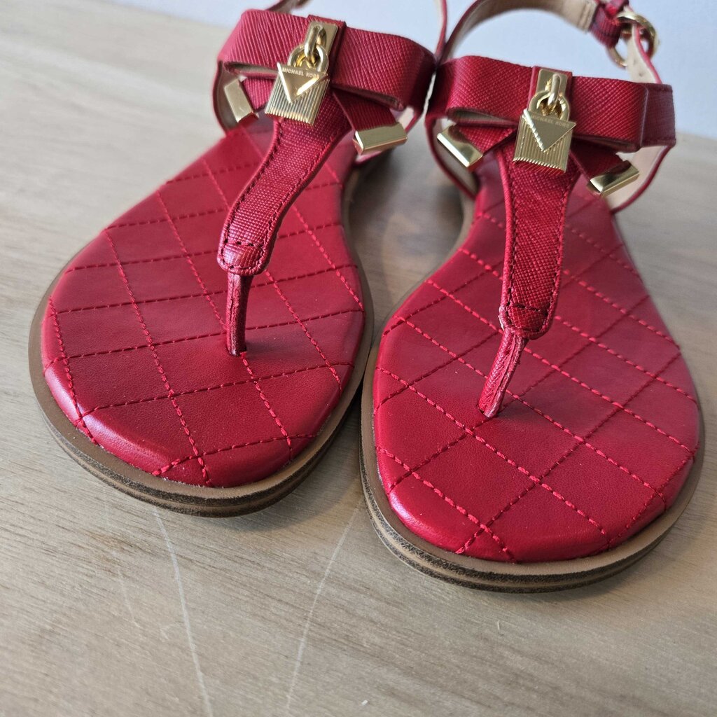 MICHAEL KORS SZ 6