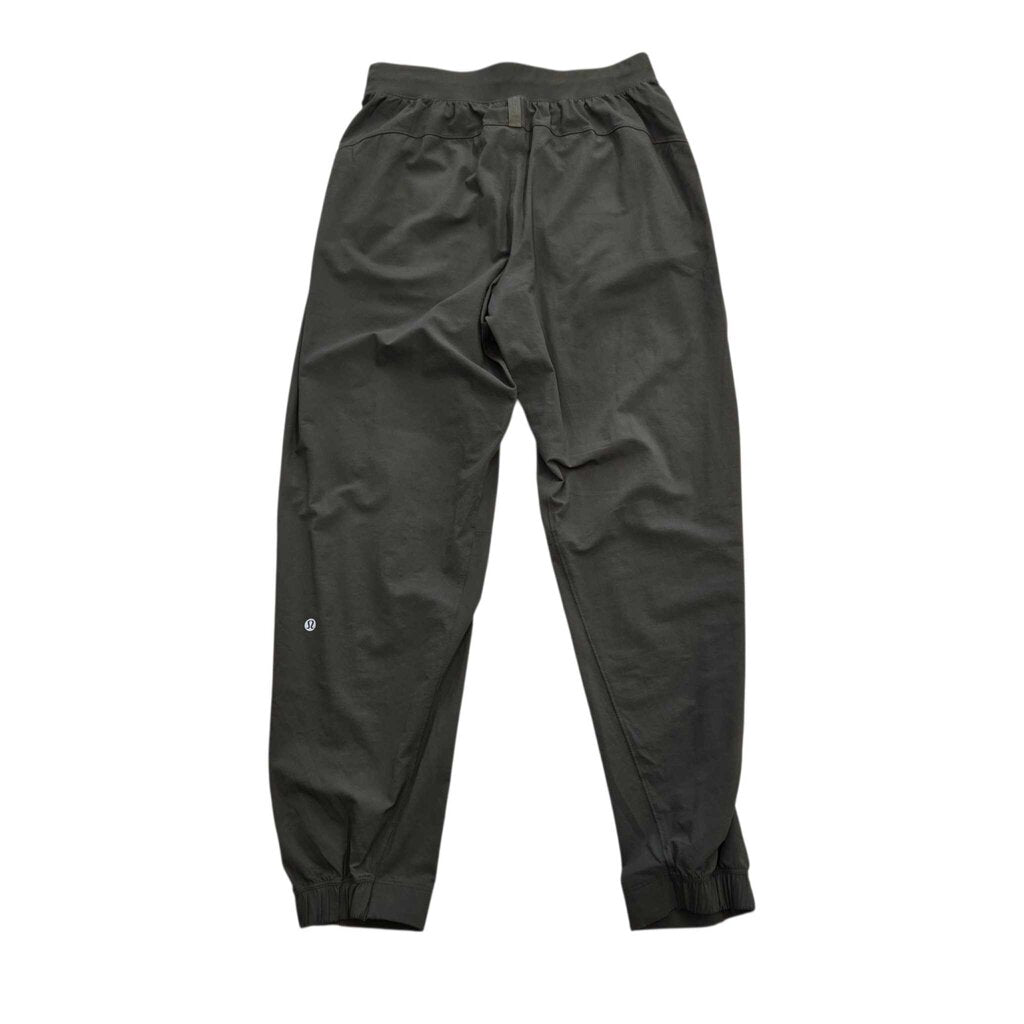 LULULEMON SZ 8 MED A