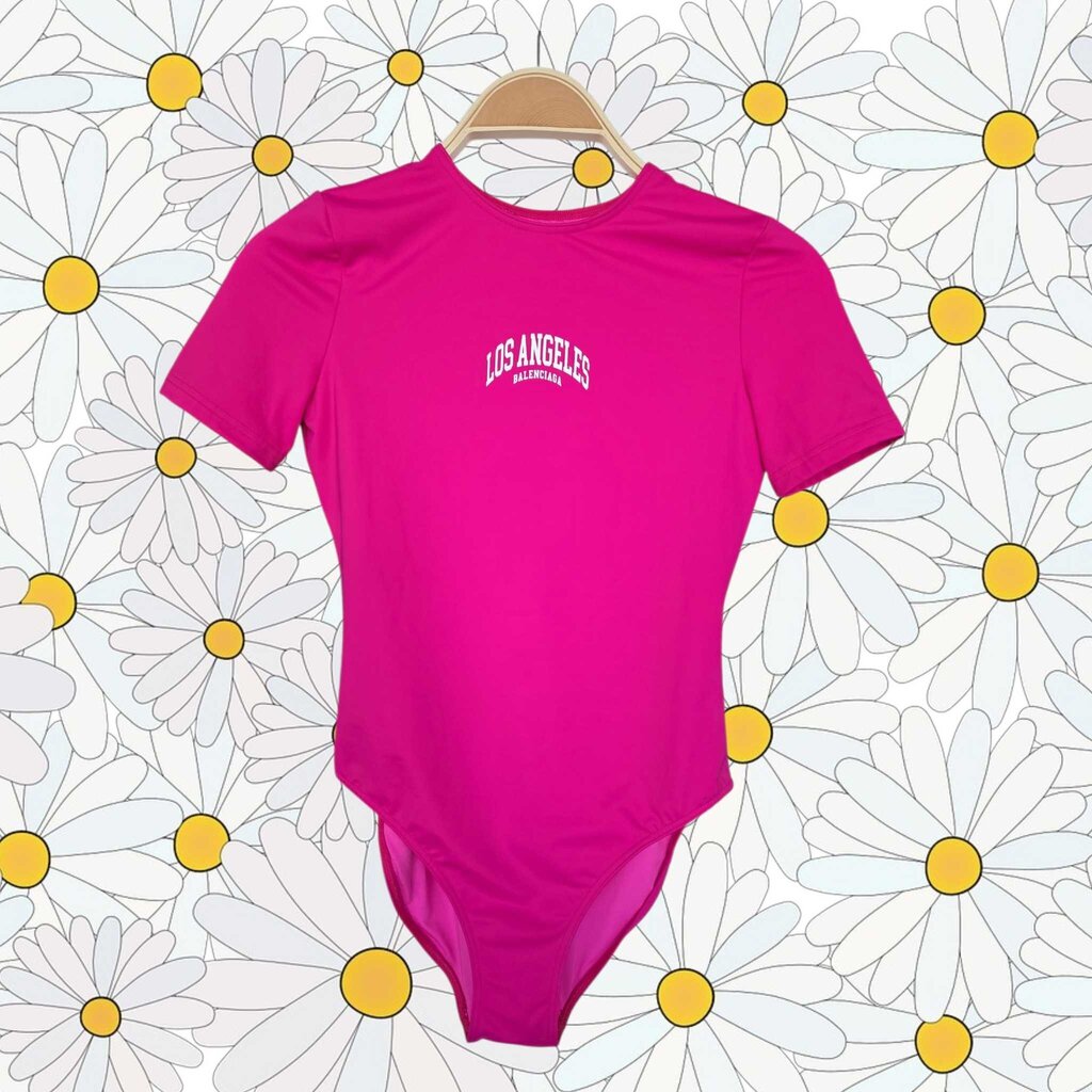 BALENCIAGA FUSHIA SWIM SZ MEDIUM new 595.00