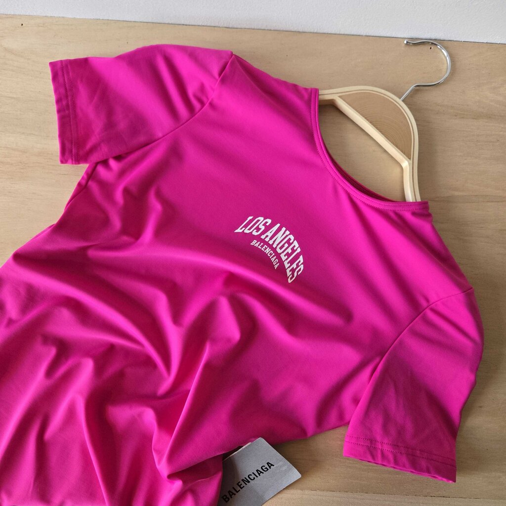 BALENCIAGA FUSHIA SWIM SZ MEDIUM new 595.00