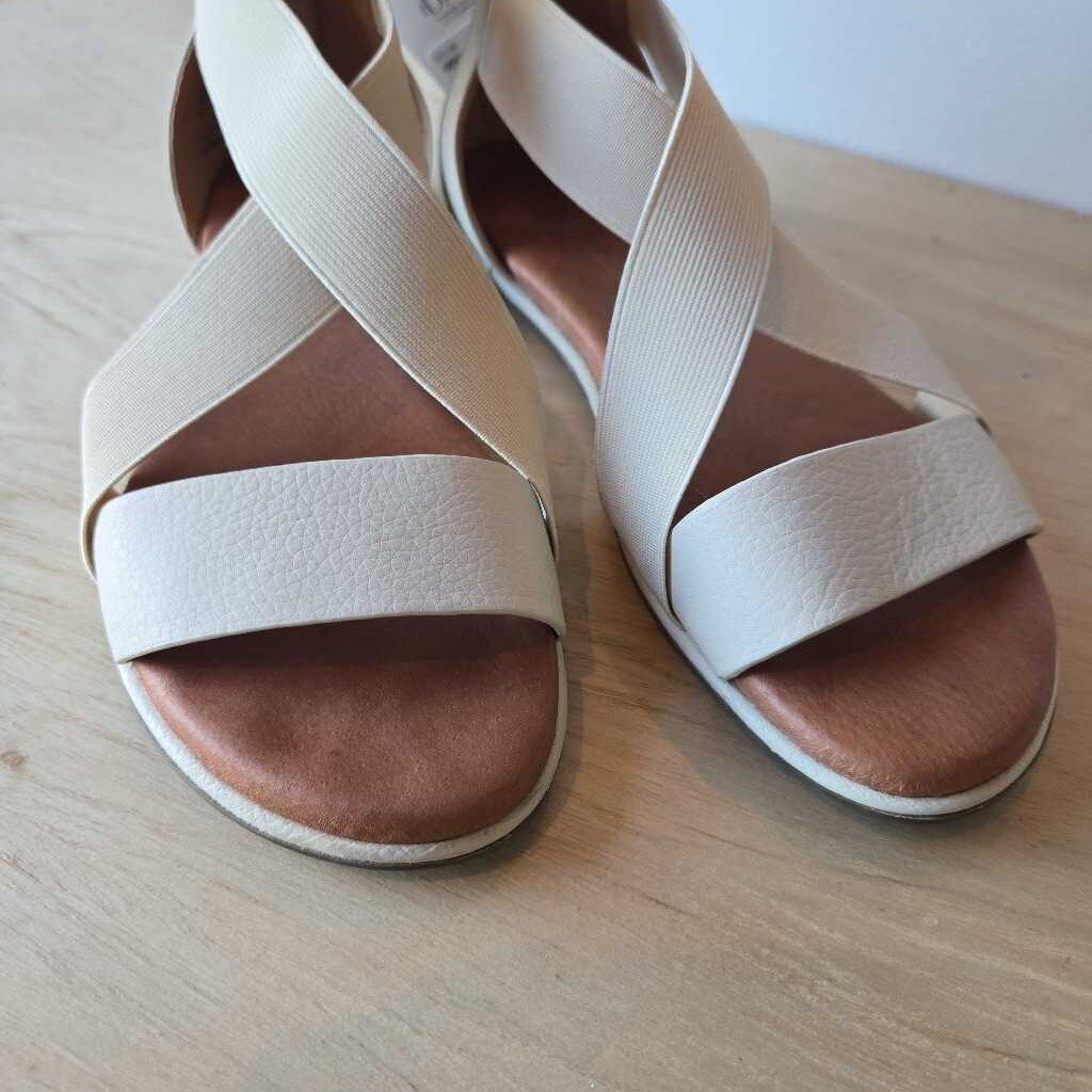 GENTLE SOULS SZ 9