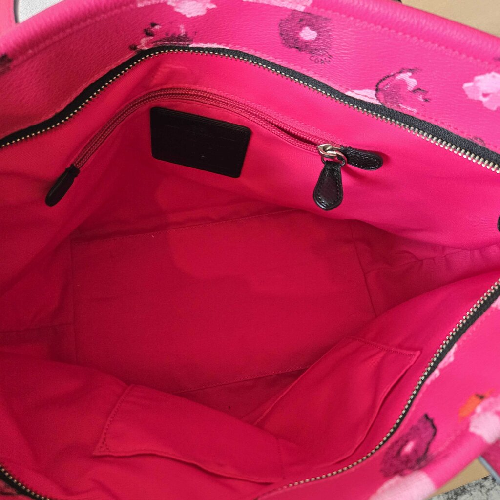 COACH LARGE CITY ZIP