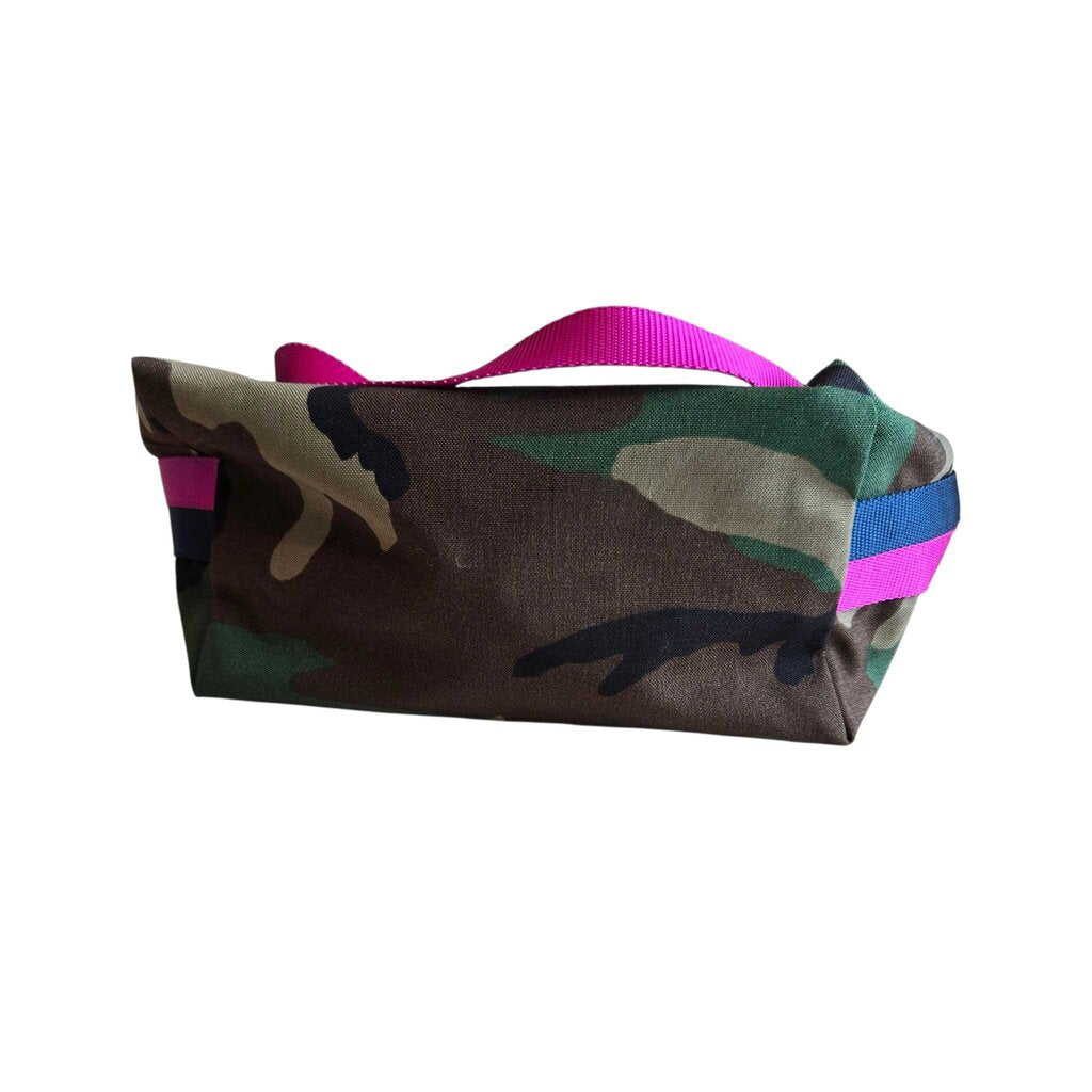 PARKER THATCH lil easy camo tote retail 568.00