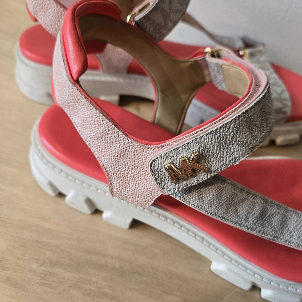 MICHAEL KORS SZ 9