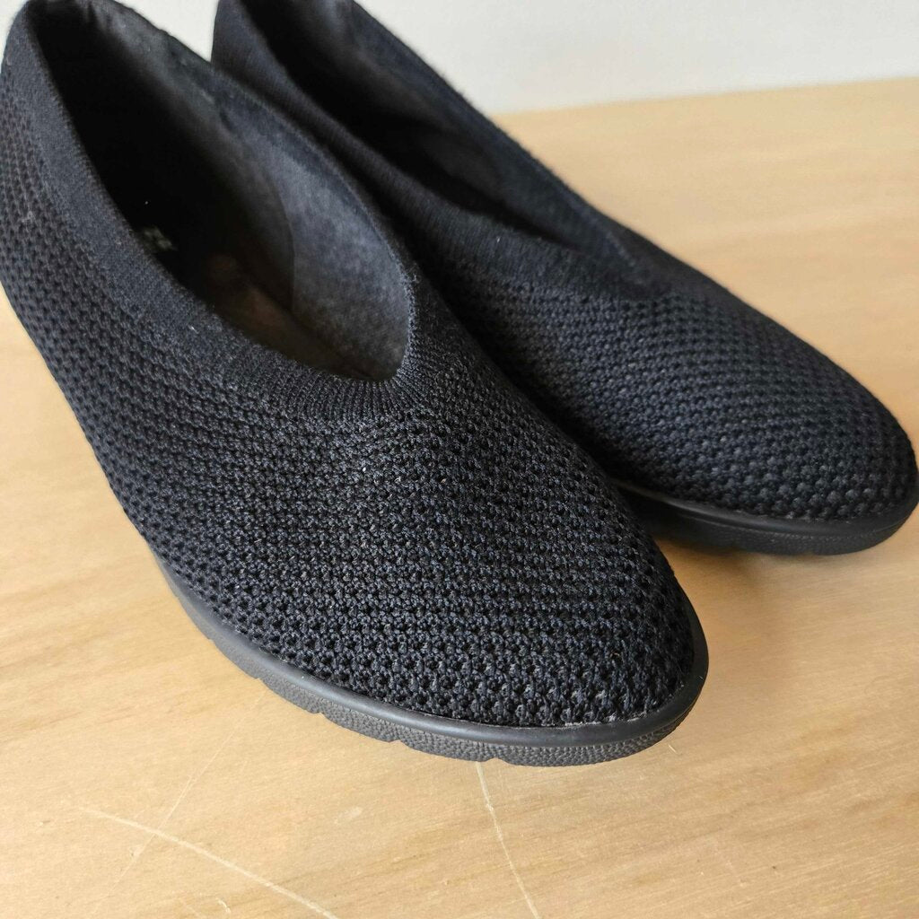 EILEEN FISHER SZ 6