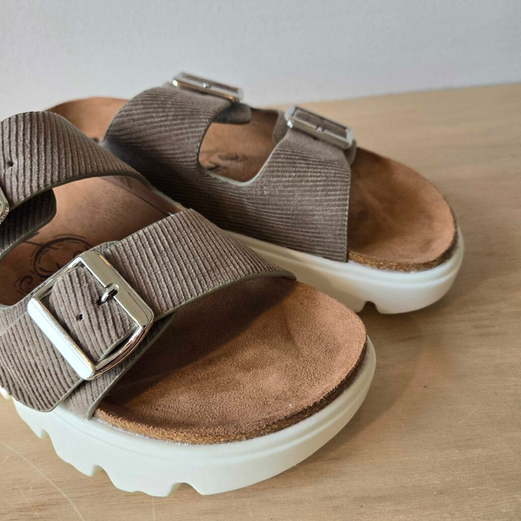 VERY G SZ 8.5