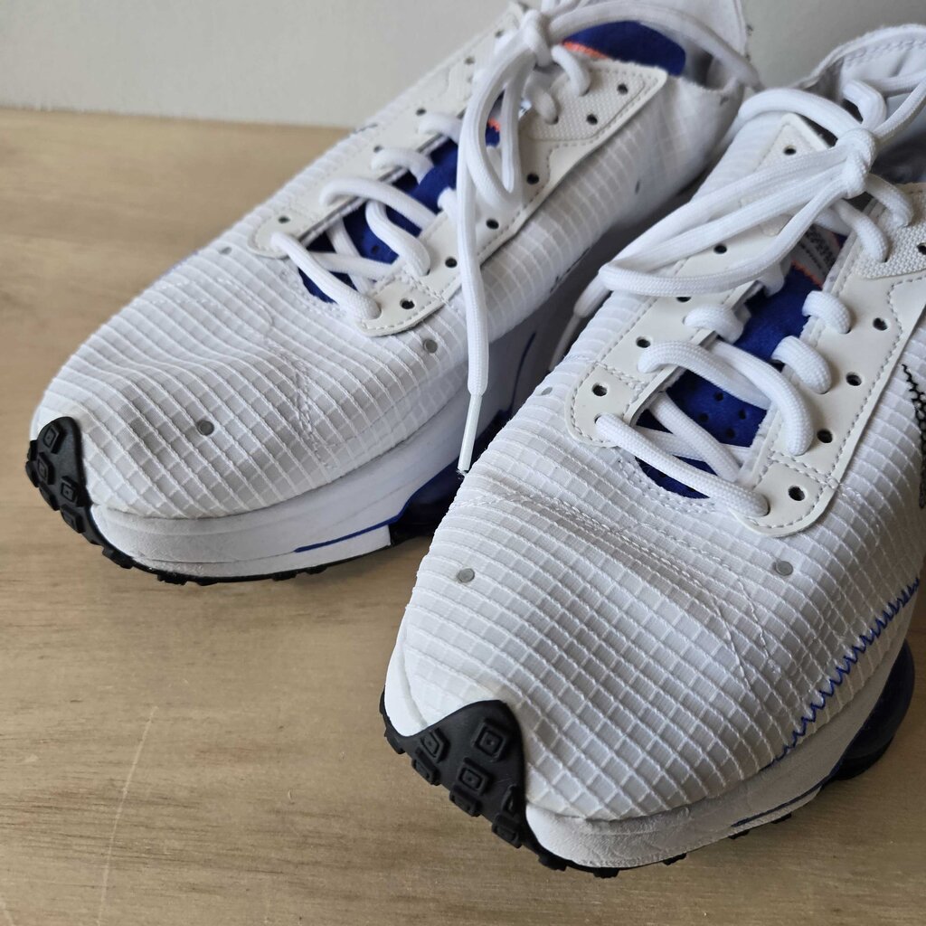NIKE ZOOM TYPE SE SZ 8.5 retail 218.00