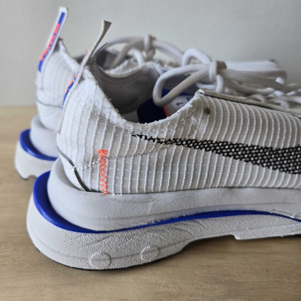 NIKE ZOOM TYPE SE SZ 8.5 retail 218.00
