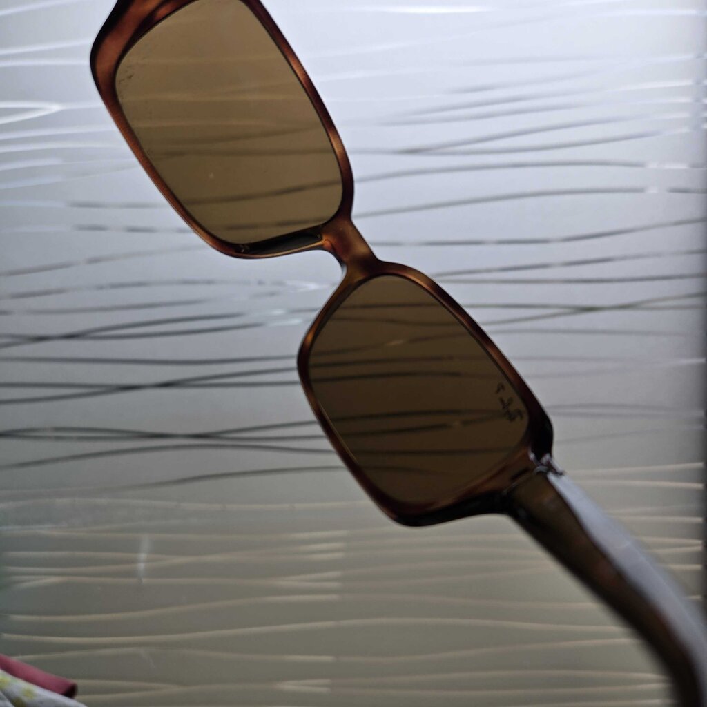 RAYBAN RB4068