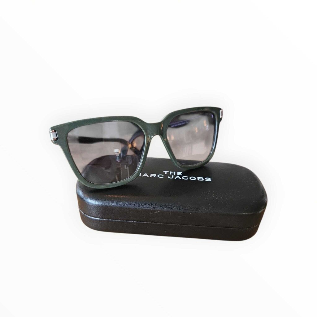 MARC JACOBS 567/S retail 175.00