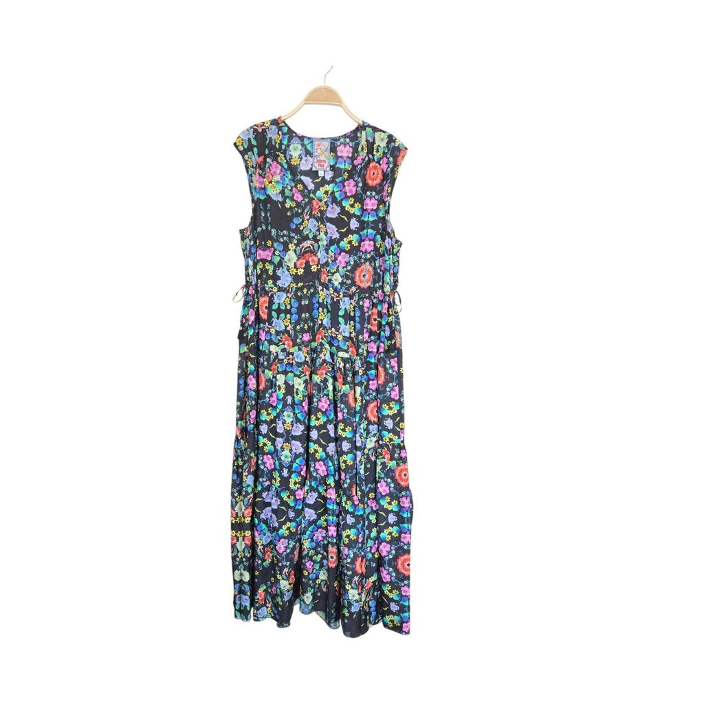JOHNNY WAS 2 PIECE retail 428.00 W