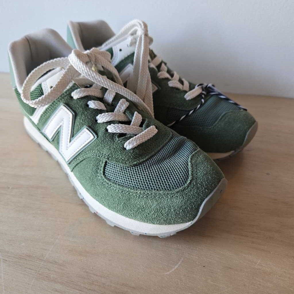 NEW BALANCE SZ 7.5