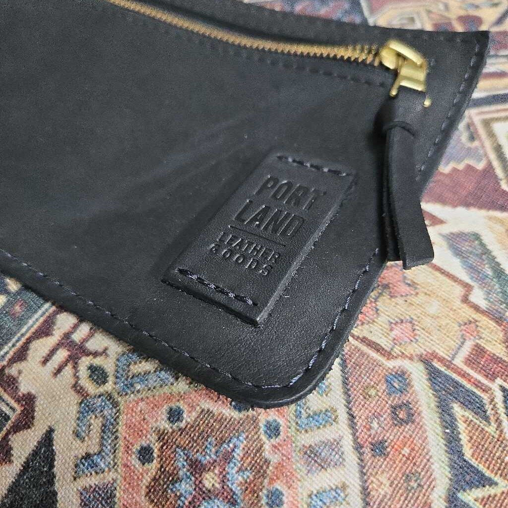 PORTLAND WRISTLET